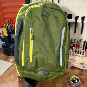 Patagonia Mass Sling 9L Green